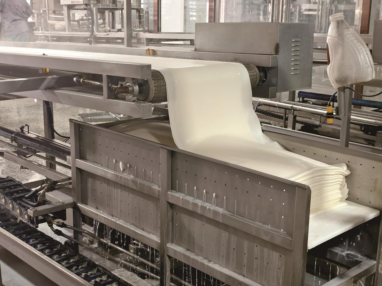 非遗老技艺“点”出包头豆腐香