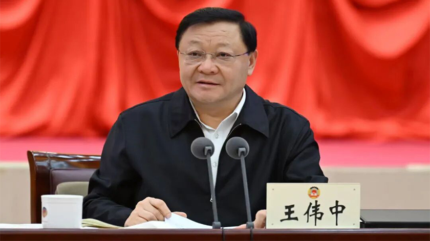 “提升营商环境质量”蒙商·书记主席面对面恳谈会在呼召开王伟中包钢出席并讲话 张延昆主持